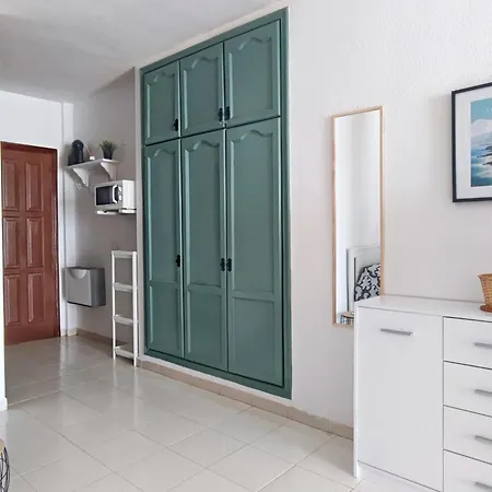 Ampio In Ocean View Ov311 Адехе